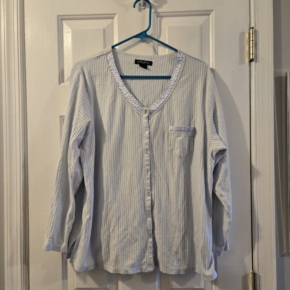 Earth Angels XL Blue Textured Button-Up Blouse